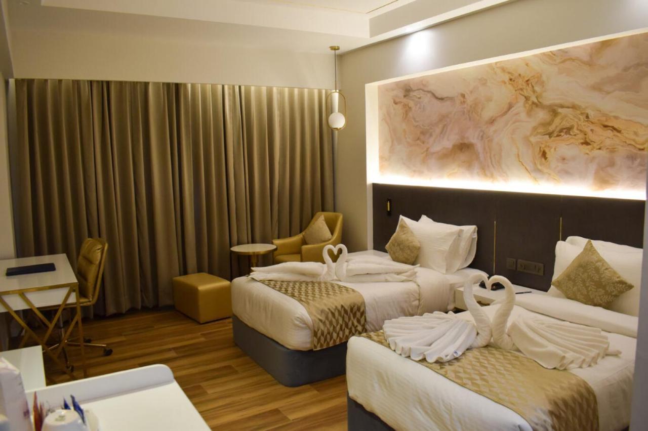 Tulip Inn Shravasti Bahraich Екстериор снимка