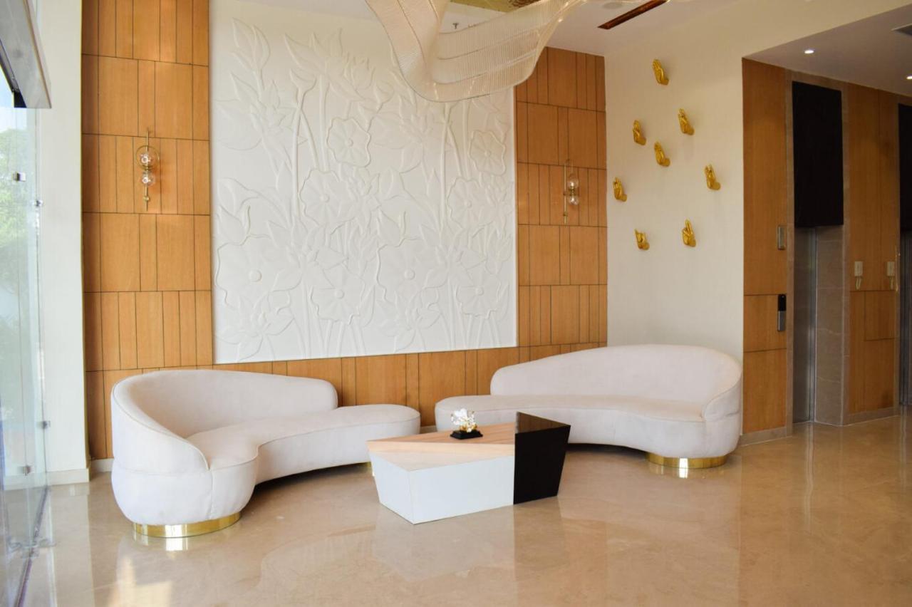 Tulip Inn Shravasti Bahraich Екстериор снимка